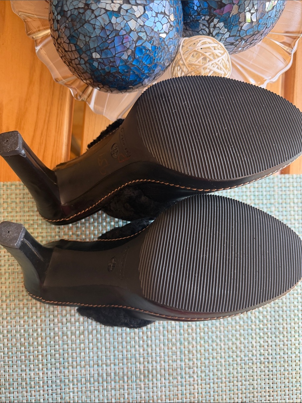 Coach Black Leather Shearling Clog Mules - Picture 3 of 4